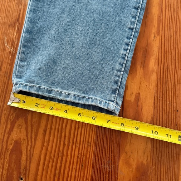 True Religion Jeans Men's 36x34 Geno Relaxed Slim Fit Light Wash DenimSize 36x34 - Picture 5 of 9